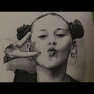 Meet your Posher, Olivia